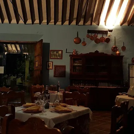 فندق Hotel-museo Molino De Los Abuelos 3*